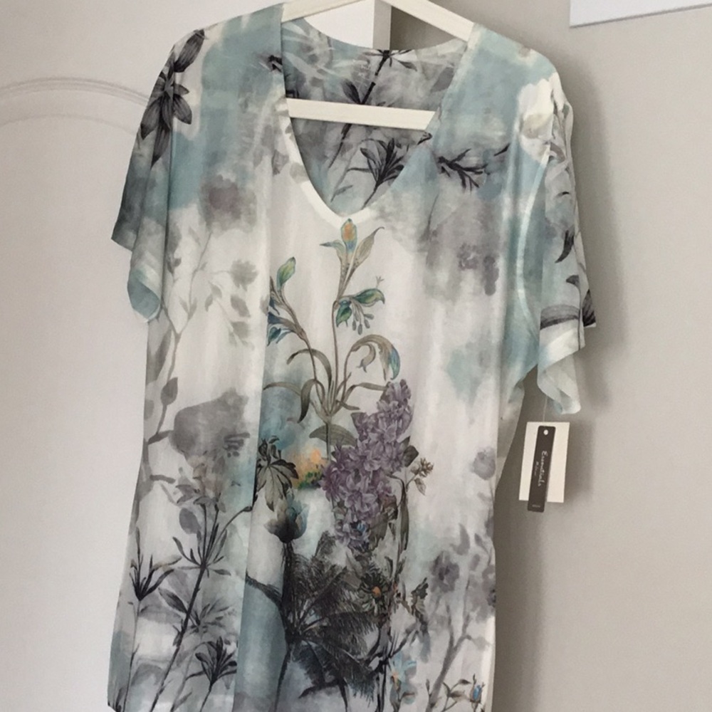Essentials Floral V-Neck Tunic in Aqua, Gray & Lavender